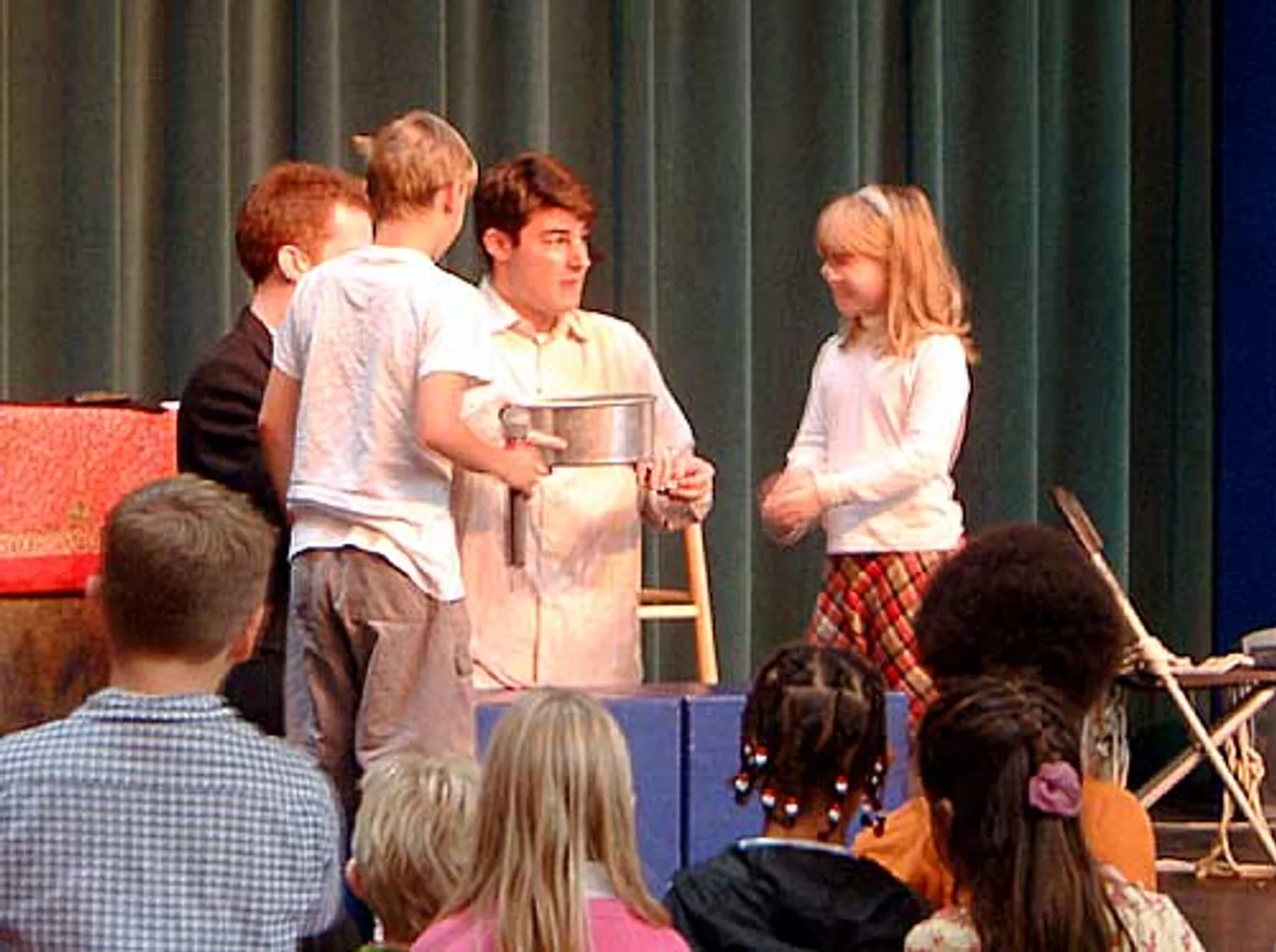 Magic cake routine on stage